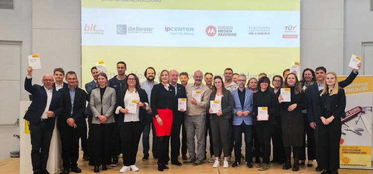 Recap: Präsentation des Jahrbuch Weiterbildung 2025 Recap: Präsentation des Jahrbuch Weiterbildung 2025