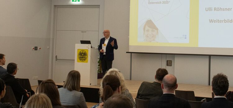 Mit Weiterbildung in den Chancen-Modus! – Einblicke von Christian Bayer