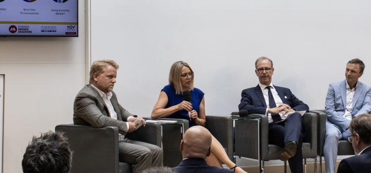 Neue Impulse für den täglichen Umgang mit Bildung und Weiterbildung Neue Impulse für den täglichen Umgang mit Bildung und Weiterbildung